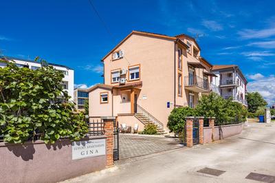 Luxury Apartments Gina
