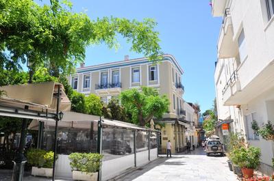 Elegant apartment in Plaka