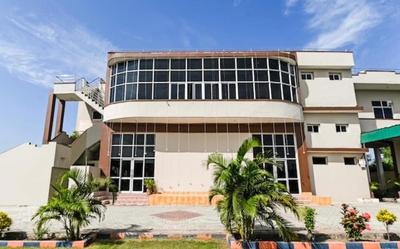 Shivalik Resort