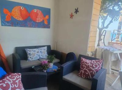 Casa di Rita con veranda vista mare