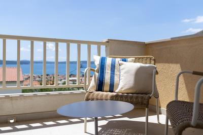 Olive apartment