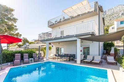Villa ELLA ESTELLE with a heated pool, hot tub, sauna