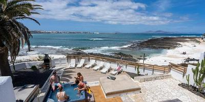 Wave Rider Surf Villa