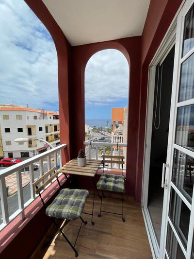 Seaside Paradise - 2 Bedroom apartment with Ocean Views & Air Conditioning in Playa San Juan