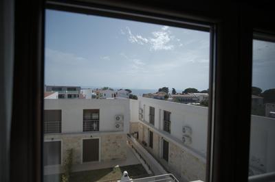 Nikiti Nook
