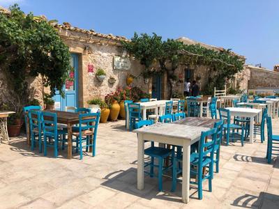 Villa Sole near the sandy beach, parking & wifi