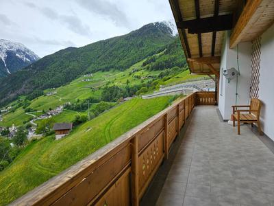 Alpenblick Lodge Tscholl