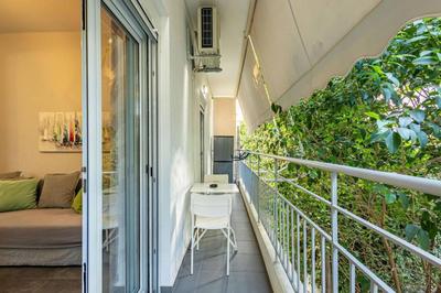 Ruby ' s Best Acropolis Apartment