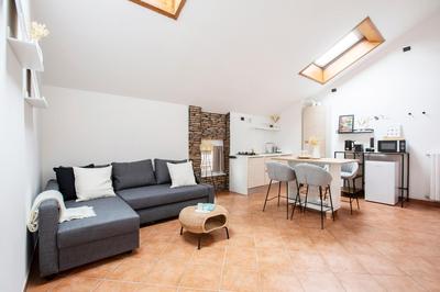 Modern & Minimalist Flat -4people- Fully Equipped