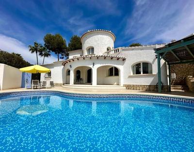 3 Bedroom villa, walking distance to Moraira