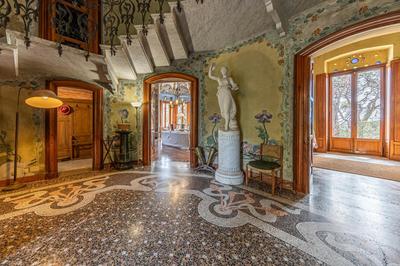 Villa Flora Apt 1 by PortofinoHomes