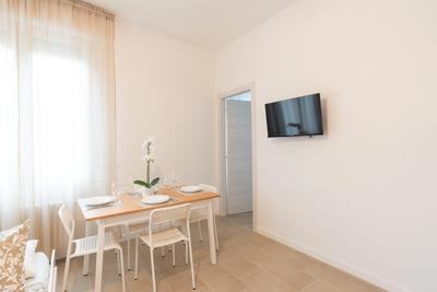 Mentana Guest House