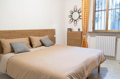 HUMANITAS-FORUM, Casa Accogliente con Parcheggi Gratis