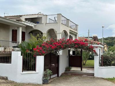 VILLA A 2 passi dal mare