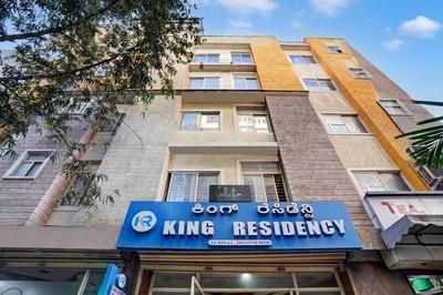 SPOT ON KING RESIDENCY