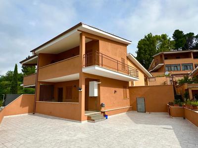Villa di Mergo - Privatunterkunft, Ponzano Romano