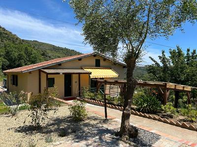 La Casa negli Ulivi, con piscina