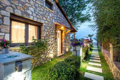 Stone House Maria