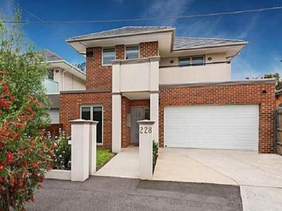 228G - Large Premium Rooms in Shared Space in Brunswick!