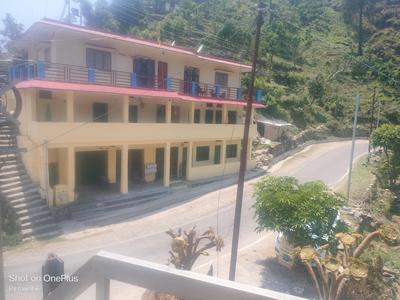 Parwati Lodge and Restaurant