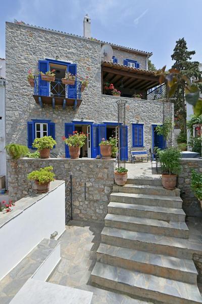 Avlaki Haven House