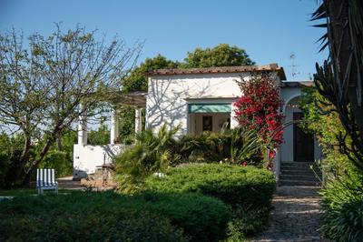 VILLA CAVA by Capri Property