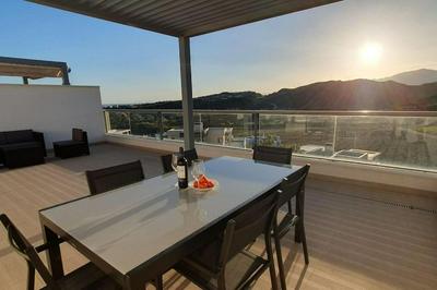 Avalon-Penthouse Marbella-2 bed 2 bathrooms