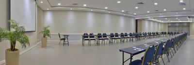 Hotel Deville Curitiba