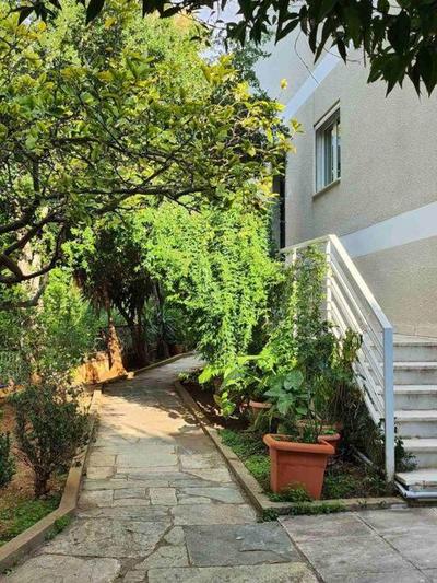 Vouliagmeni Thalassa Apartment