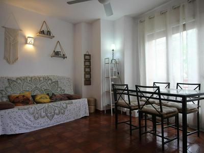 Apartamento céntrico a 20m de la playa del Puerto con TV, aire acondicionado y terraza - ES-228-189