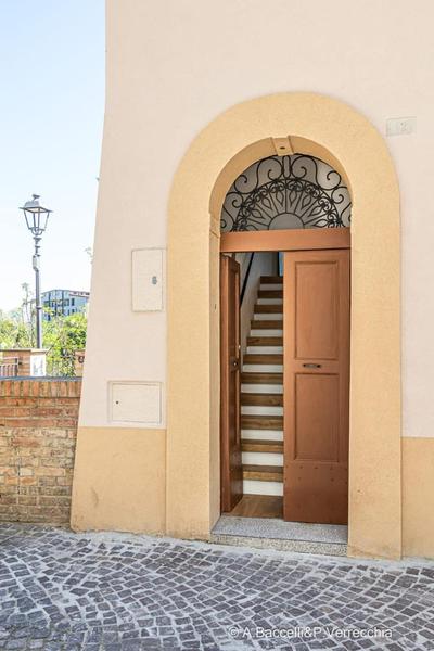 Alma Luxury House
