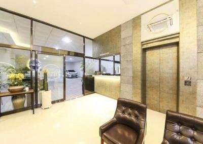 Divine Hotel