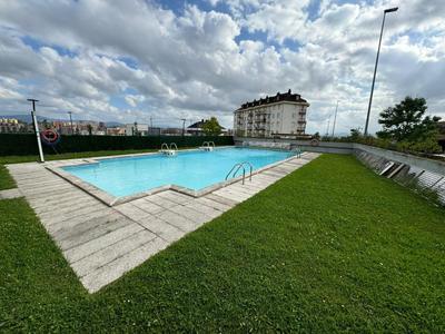 Piscina y Garaje en Valdenoja