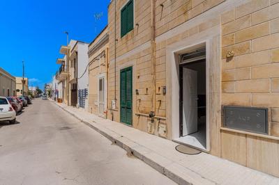 Casa Chiaraluna by BarbarHouse