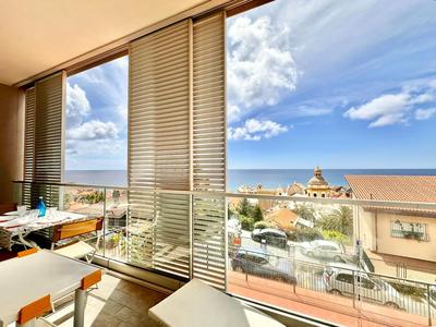 Hostdomus - Sea view suite