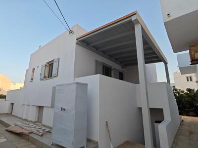 Mantalena's house
