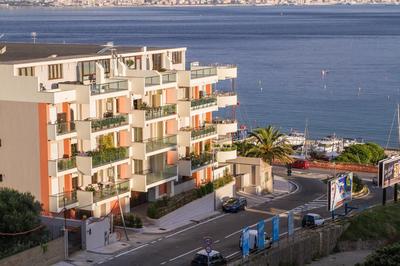 Luxury Apartment