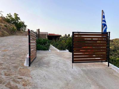 The Garden House, Sitia