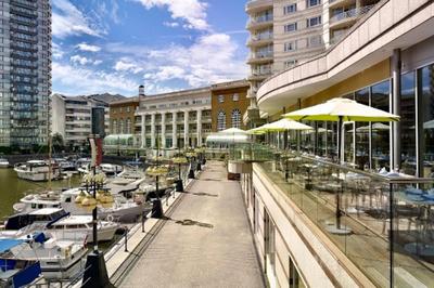 Stylish 2BR Chelsea Penthouse with Private Rooftop