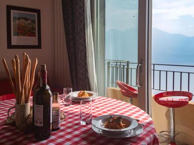 EnjoyIseoLake - Dante with spacious balcony and Lake view