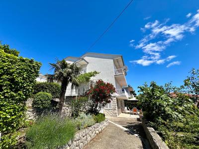 Apartmani Mona