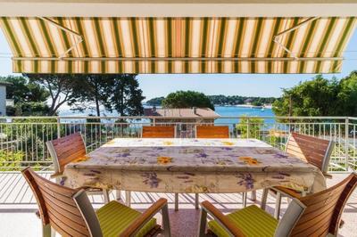 Geräumige Wohnung Lory mit Meerblick in Strandnähe