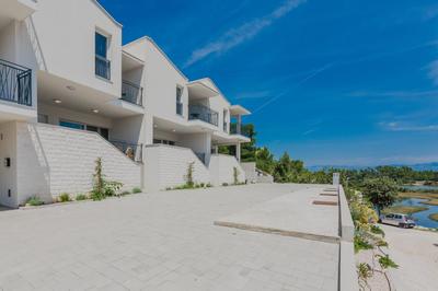 Villa Green Lagoon