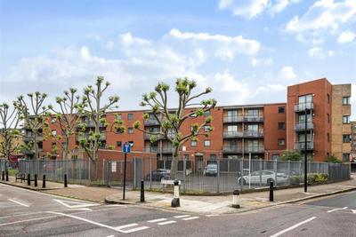 Brand New Flat - Canary Wharf
