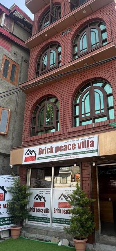 Brick peace villa home stay