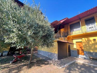 Appartamento da 75 mq in villa