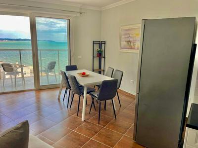 Luxurious Beach Front Apartment