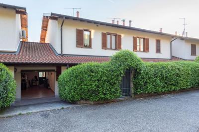 Home Sweet Home Garden & Lake View - Happy Rentals