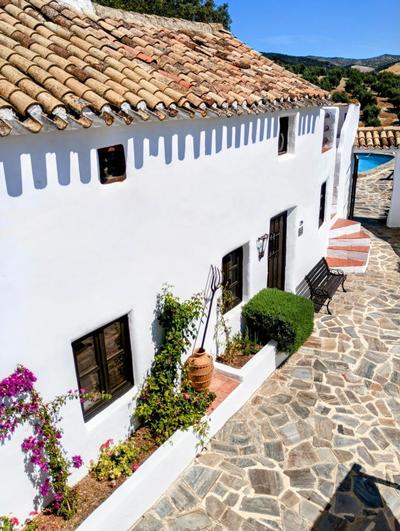 Casa Miguel Montefrio
