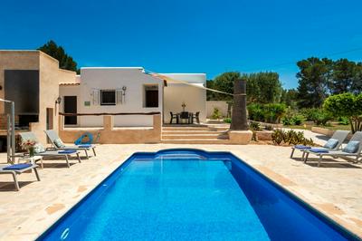 Villa Can Carreras